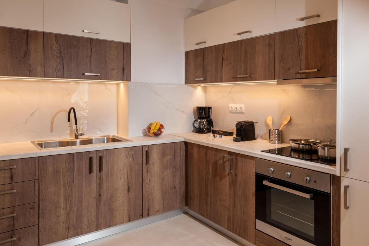 Thyme Sea View Apartments By 8Essentially Суда Екстер'єр фото